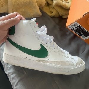 Nike blazers (EVERYTHING MUST GO)! Open to offers!!